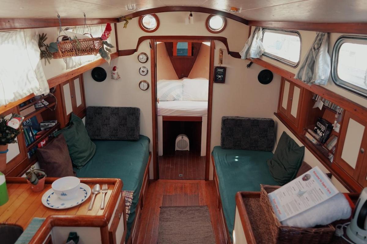 Отель Cozy Lisbon Marina Sleepaboard - Sail Away Экстерьер фото