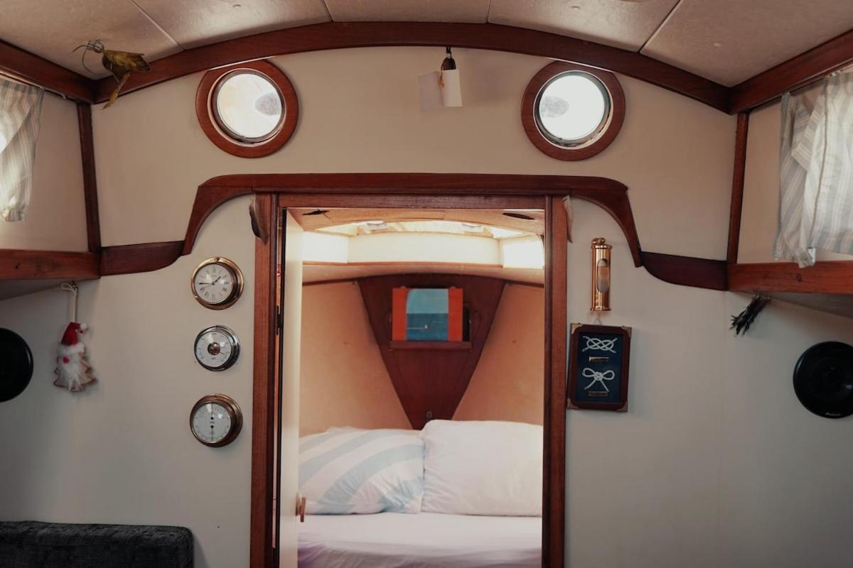 Отель Cozy Lisbon Marina Sleepaboard - Sail Away Экстерьер фото